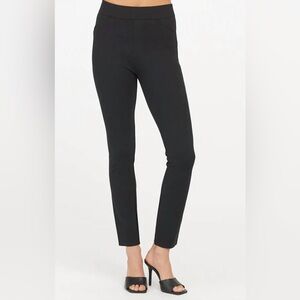 Spanx Backseam Skinny Ponte Leggings in Classic Black